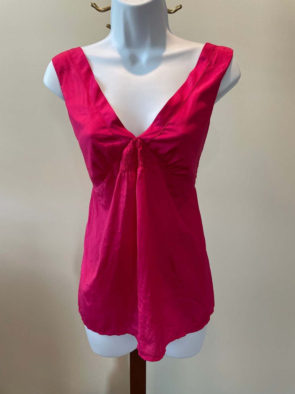 Banana Republic Lightweight Silky Twisted‑Strap Top Size S